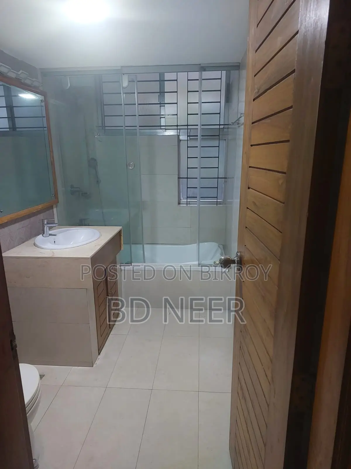 beautiful looking 4 Bed room apt rent in Gulshan