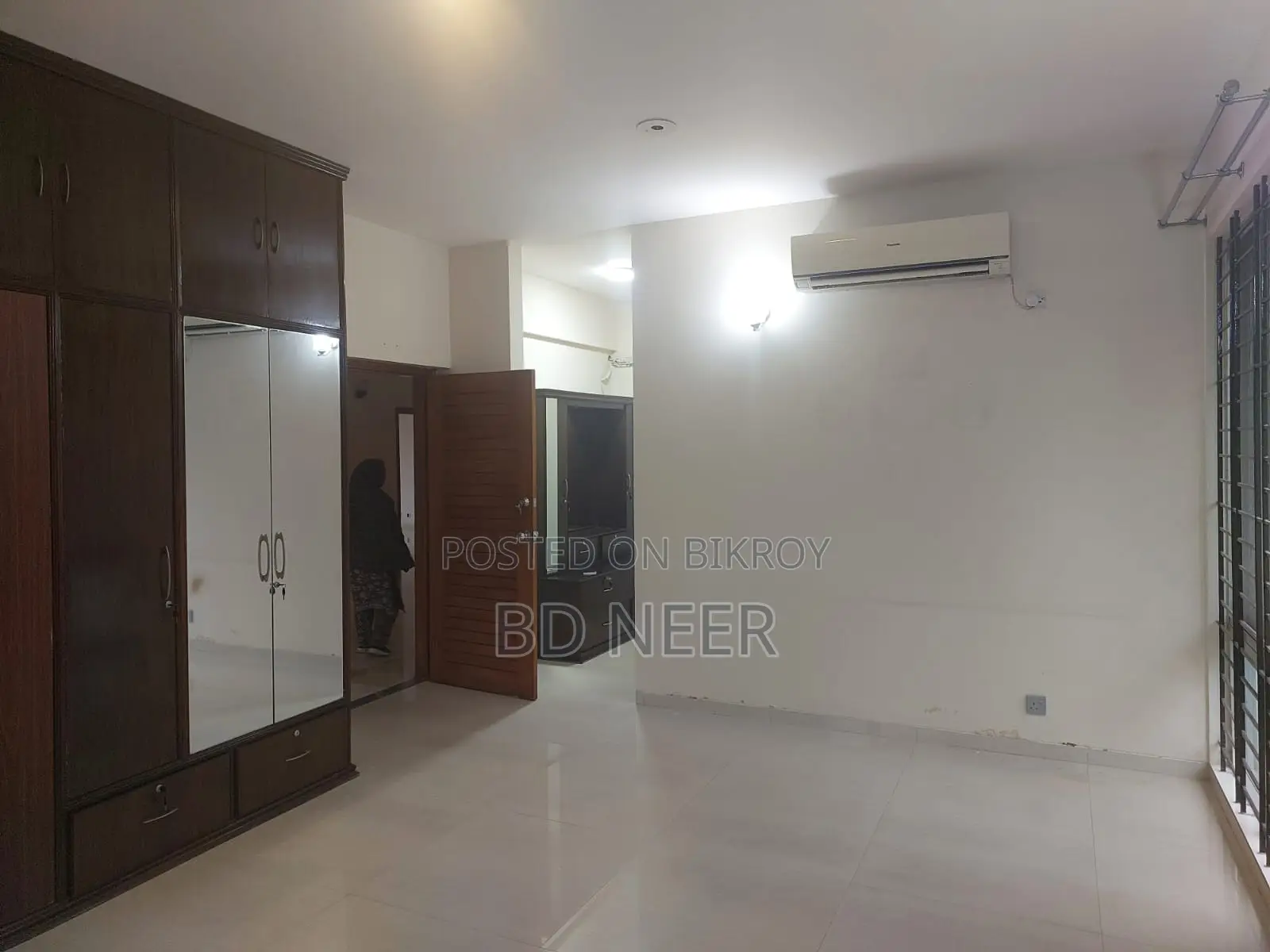 beautiful looking 4 Bed room apt rent in Gulshan