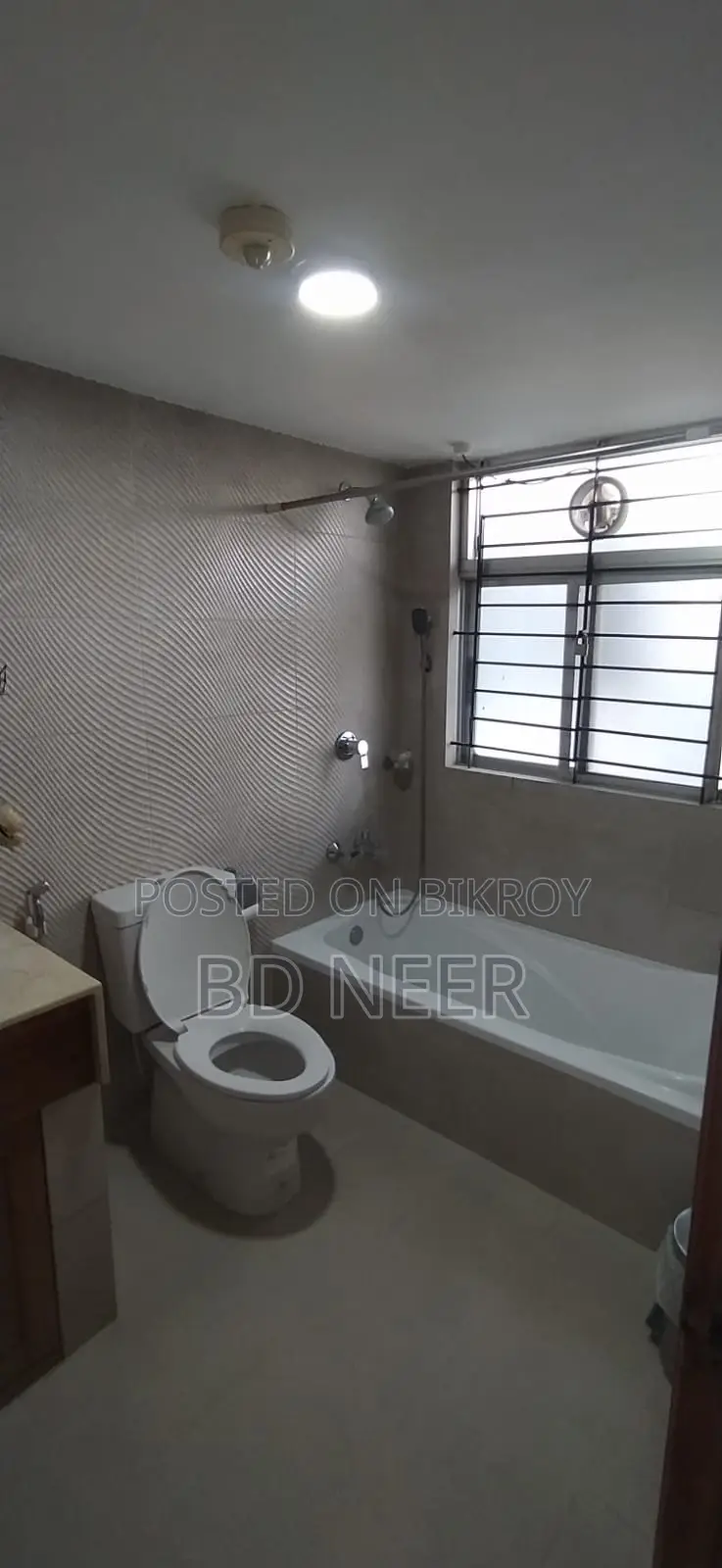 beautiful looking 4 Bed room apt rent in Gulshan