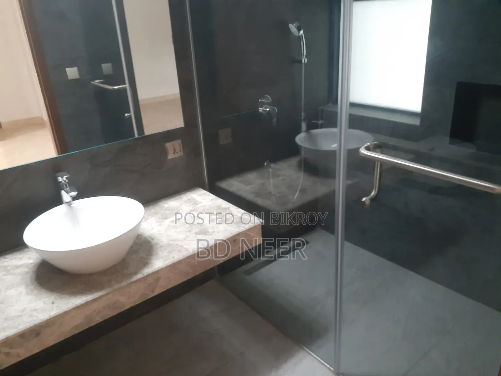 4 Bedroom Apartment in Gulshan for Rent