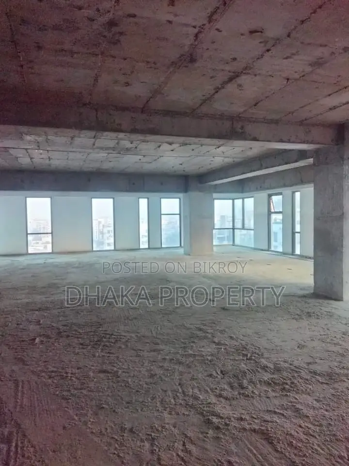 Commercial Office Space Rent in Gulshan Avenue