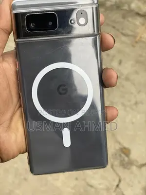 Google Pixel 6 . (Used)