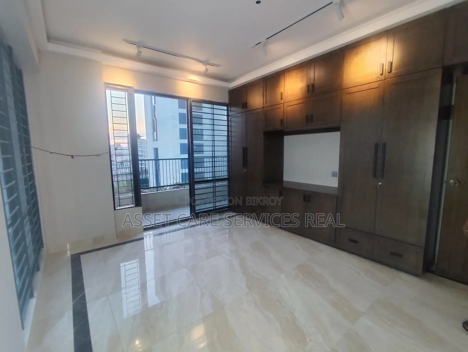 Luxurious 4Bed Brand New Apartment Rent In Gulshan-2