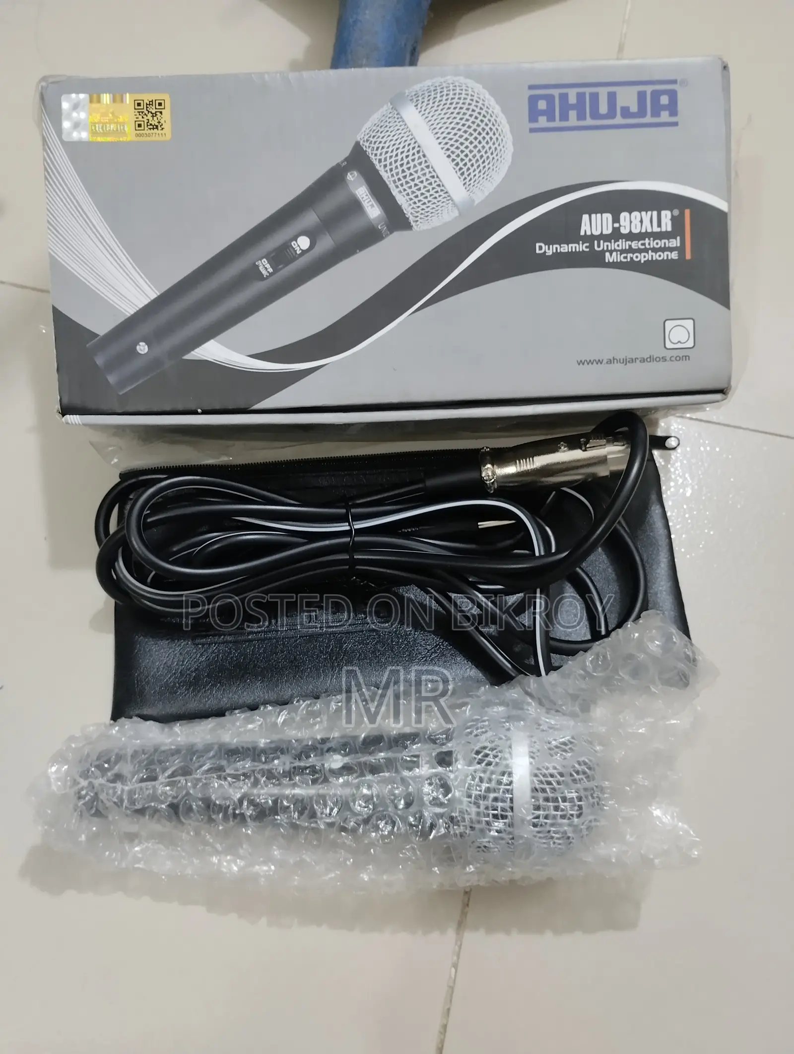 Ahuja Dynamic Unidirectional Microphone