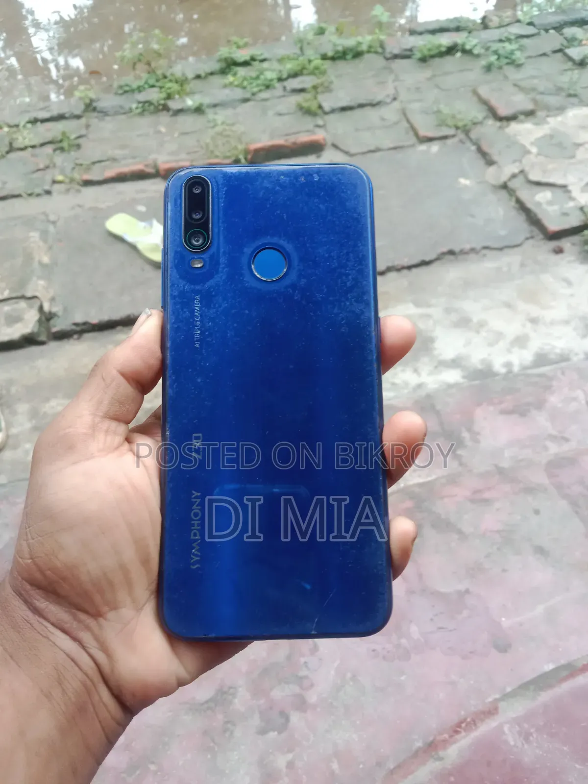 Symphony Z30 32 GB Blue