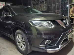 Nissan X-Trail 7 siter 2015