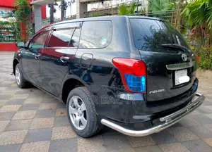 Toyota Fielder X Hid Selection 2011