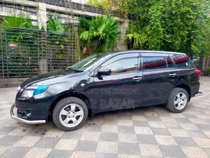 Toyota Fielder X Hid Selection 2011