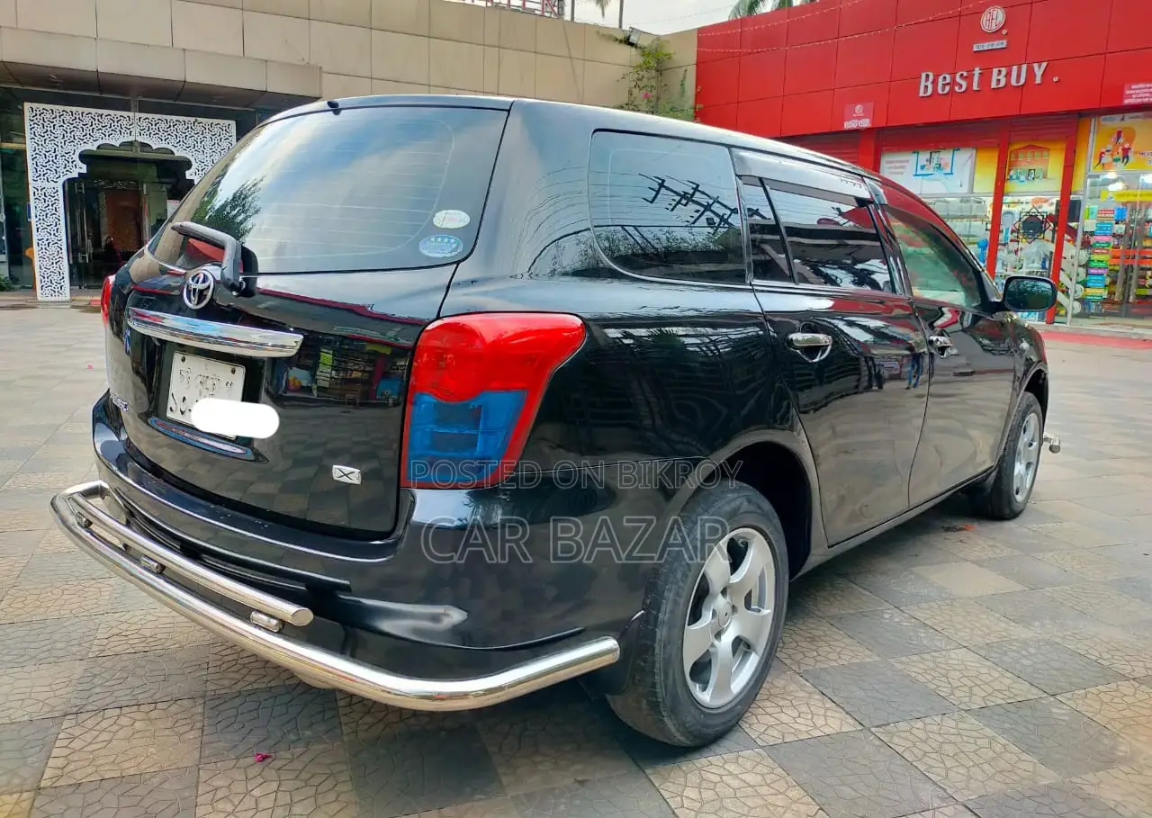 Toyota Fielder X Hid Selection 2011