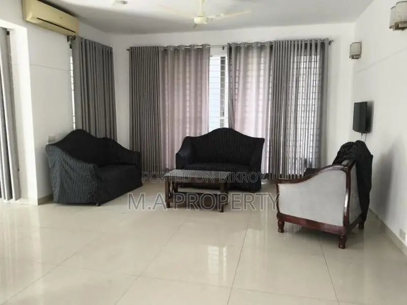 Full Furnish 3-Bedroom 2200sqft Gulshan North