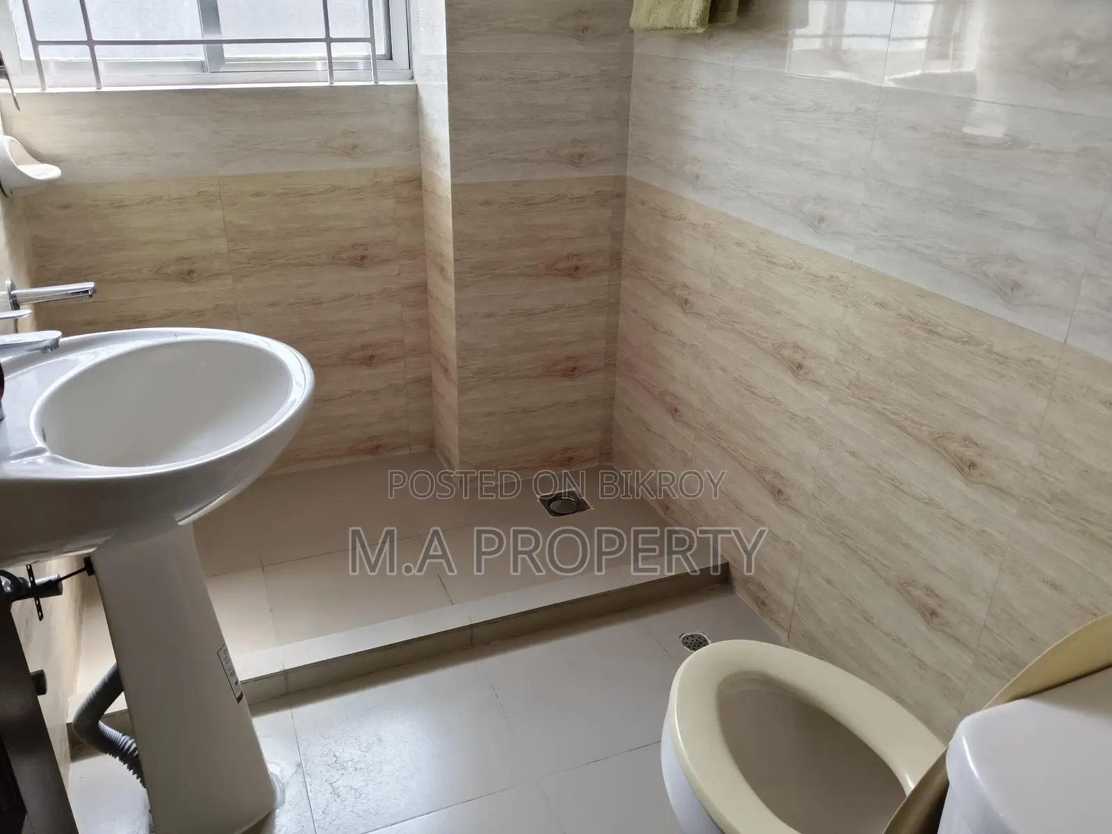 Full Furnish 3-Bedroom 2200sqft Gulshan North