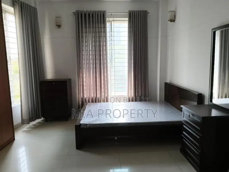 Full Furnish 3-Bedroom 2200sqft Gulshan North