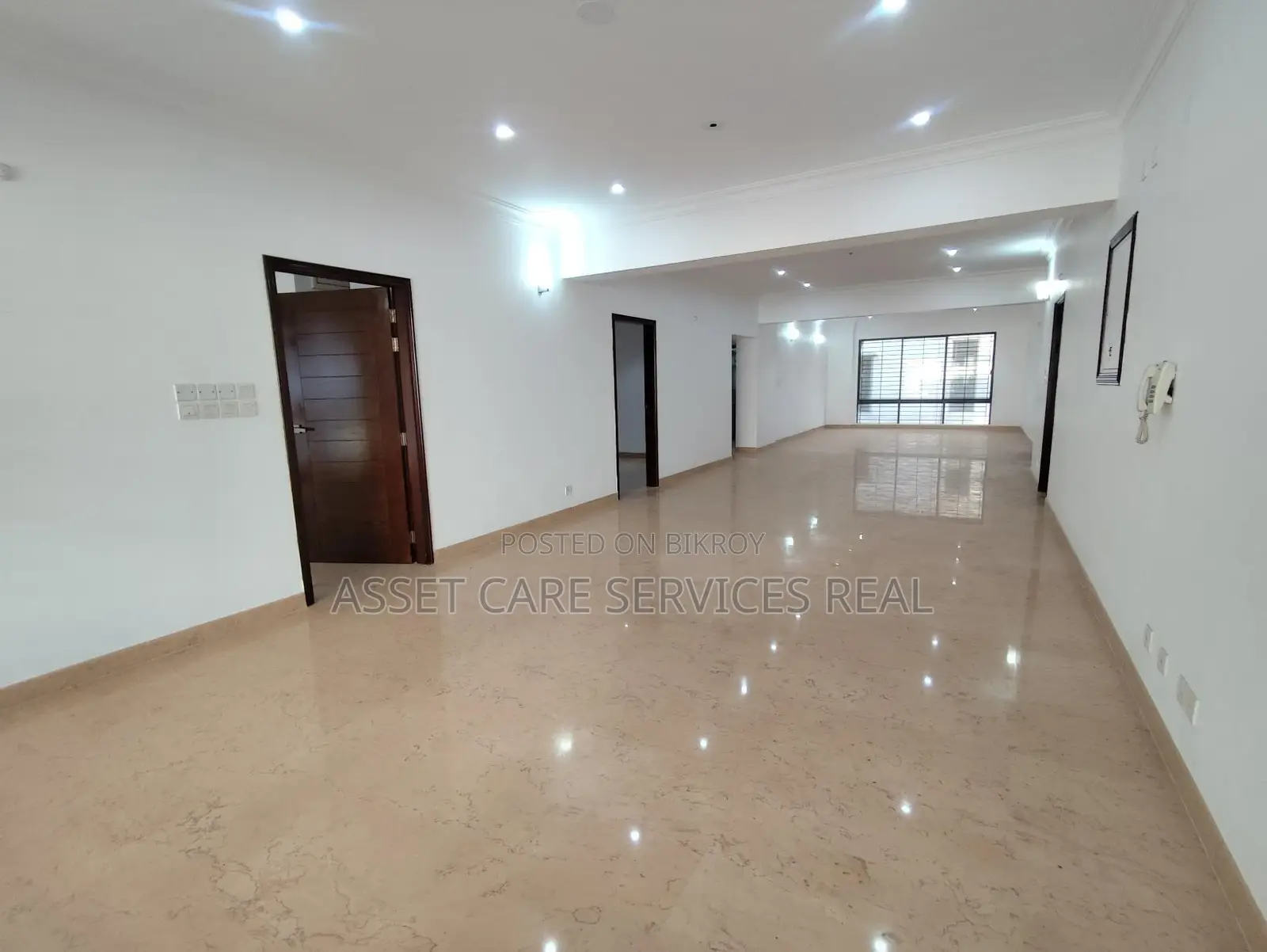 North Gulshan Brand New 4-Bedroom Apartment with Gym & Pool Facilities for Rent