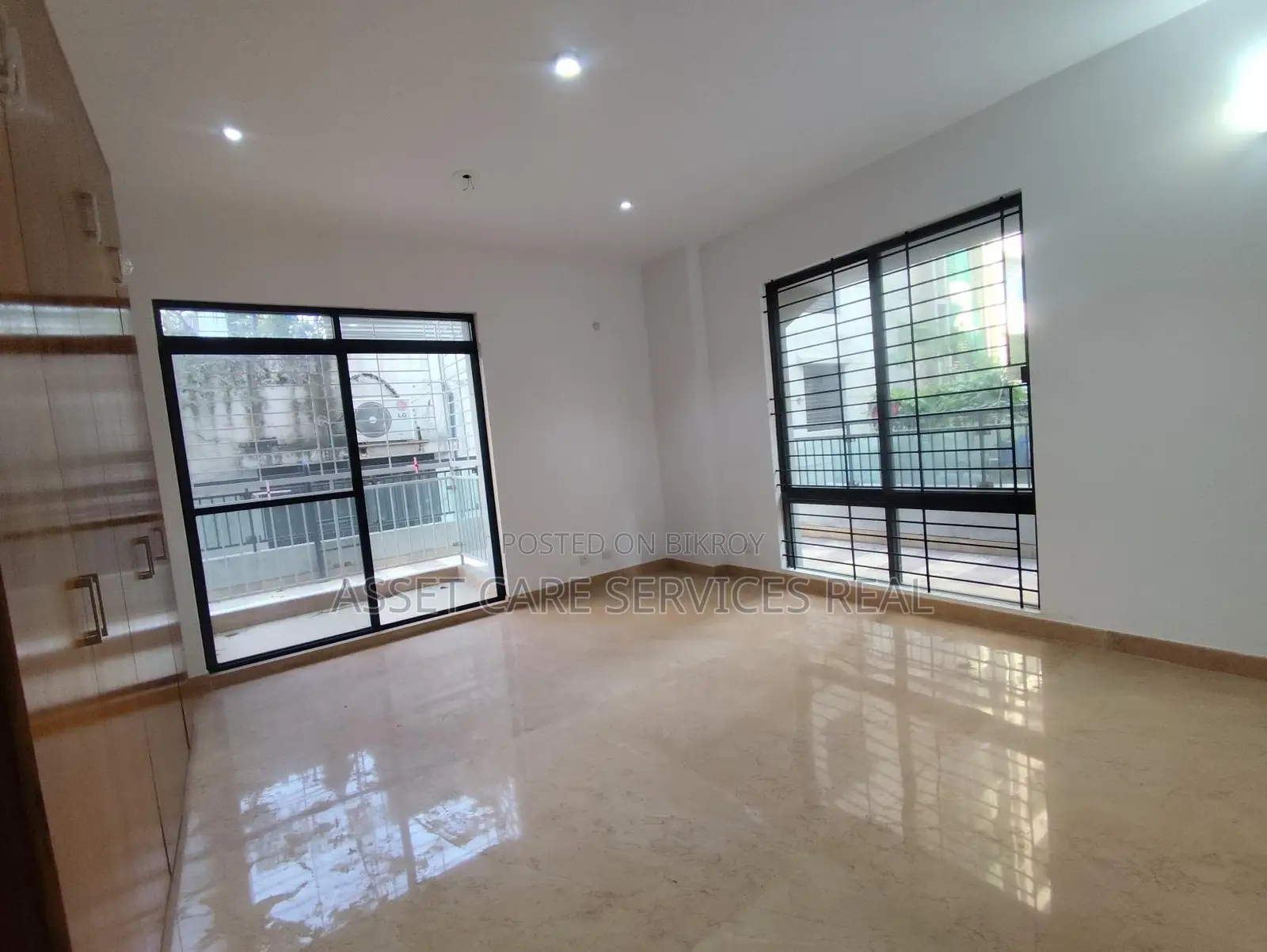 North Gulshan Brand New 4-Bedroom Apartment with Gym & Pool Facilities for Rent
