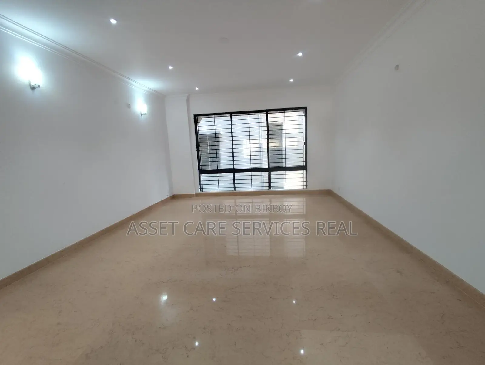 North Gulshan Brand New 4-Bedroom Apartment with Gym & Pool Facilities for Rent