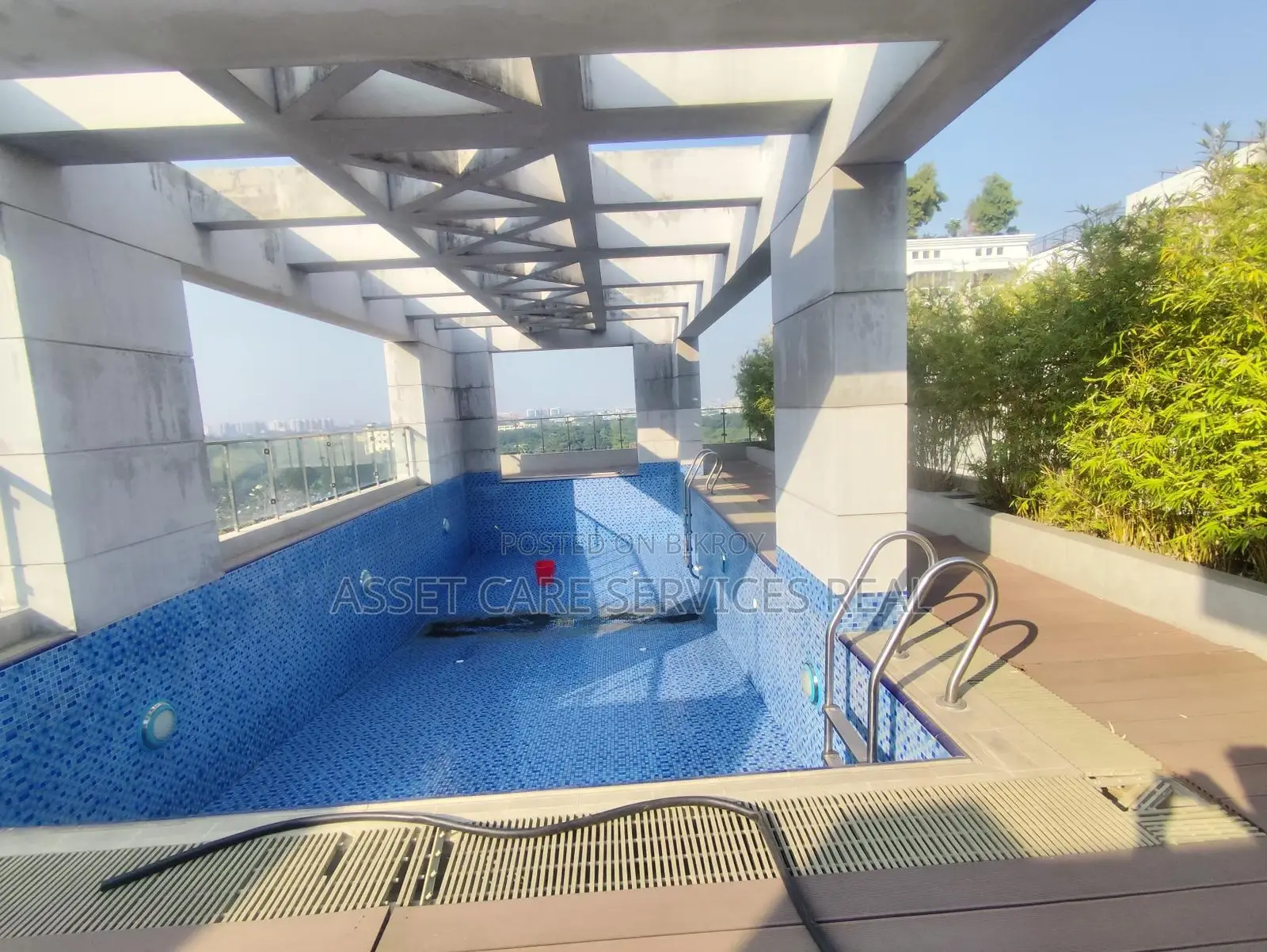 North Gulshan Brand New 4-Bedroom Apartment with Gym & Pool Facilities for Rent