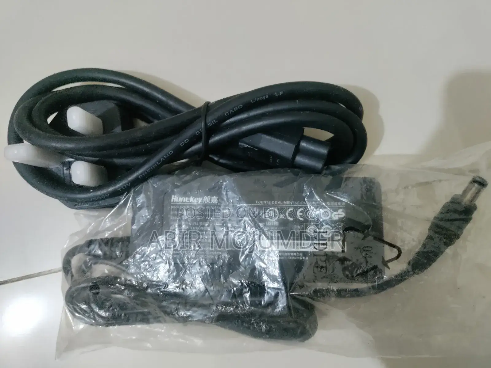 Huntkey 65W HP Laptop Charger. Brand new, never used.