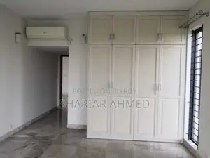 Lake Views With Quality Finishing A 4190 Sqft Apt For Rent In Gulshan