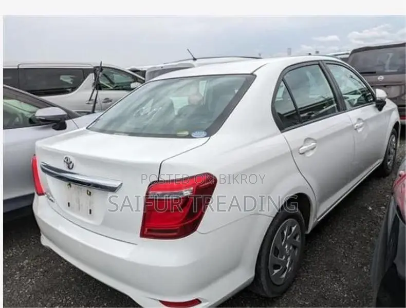 Toyota Axio Non-Hybrid White 2020