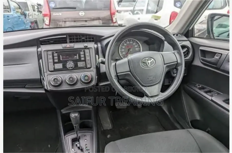 Toyota Axio Non-Hybrid White 2020