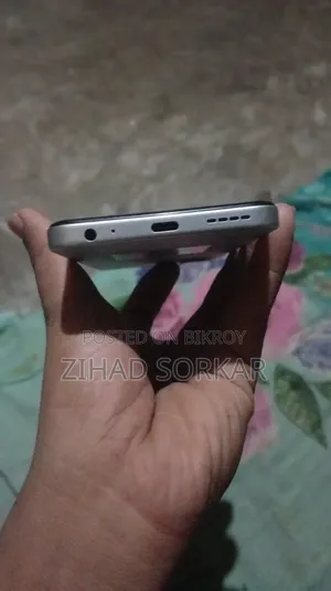 Infinix Smart 10 64 GB Silver