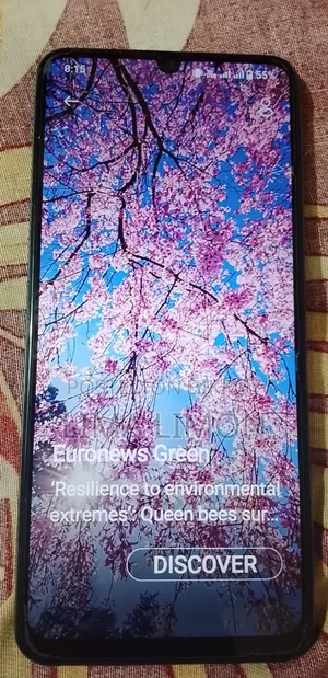 মোবাইল একদম ভালো টাকার দরকার তাই বিক্রি করব