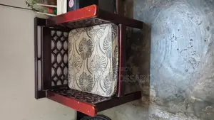বিক্রির জন্য ব্যবহৃত সোফা সেট