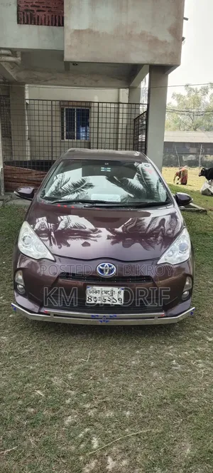 Toyota Aqua 2014 Purple