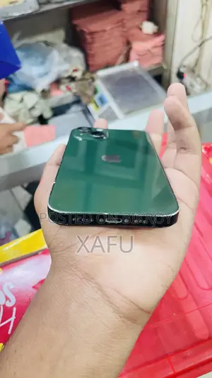 Apple iPhone 13 128 GB Green