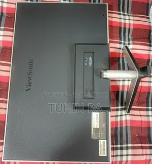 একটি মনিটর বিক্রি করা হবে