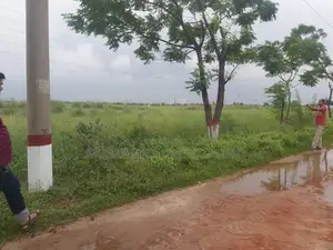 সিলিকন সিটি তে ৩.২৫ কাটা দক্ষিণমুখী প্লট বিক্রয়