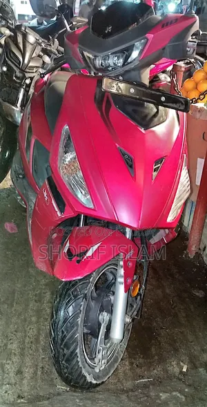 Hero Maestro EDGE 110 XTEC 2024 Red