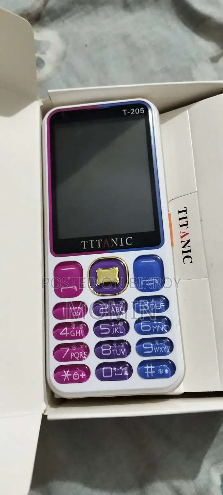 New Titanic T-200 White