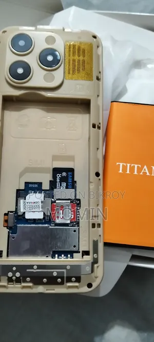 New Titanic T-200 White