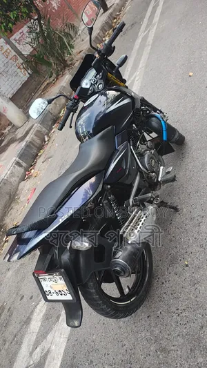 Bajaj Pulsar 150 2017