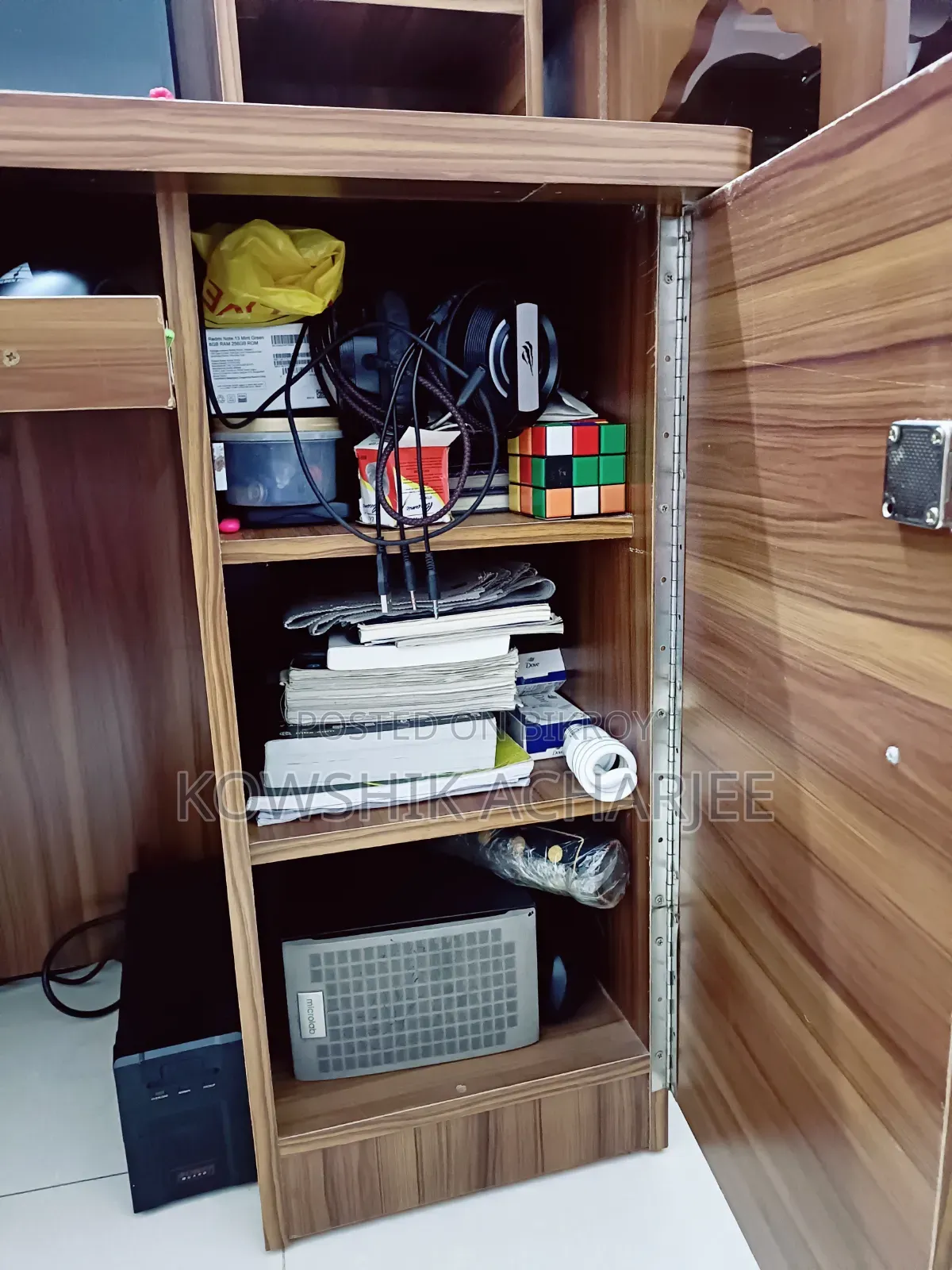 কম্পিউটার টেবিল