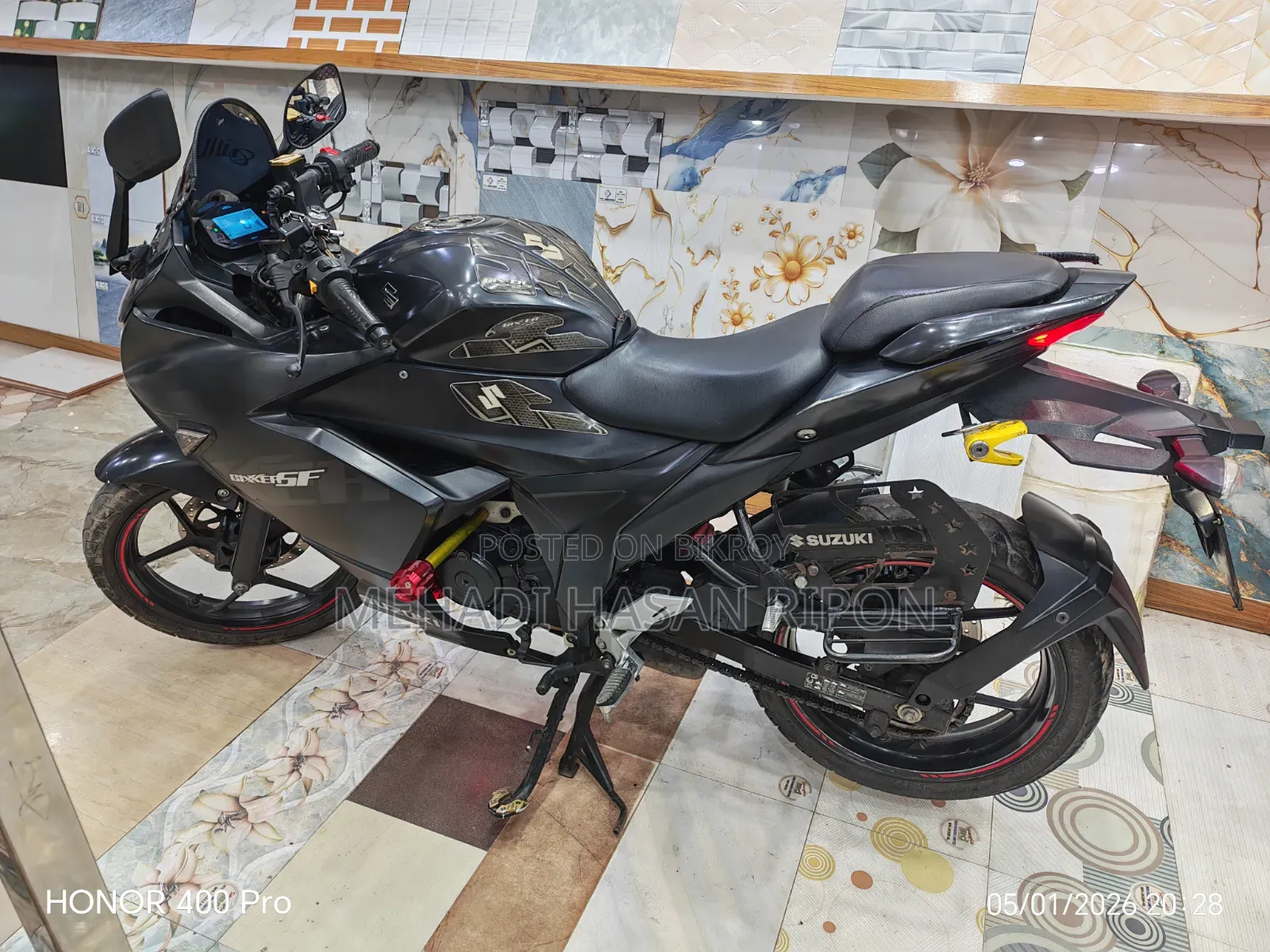 Suzuki Gixxer SF FI 2022 Gray