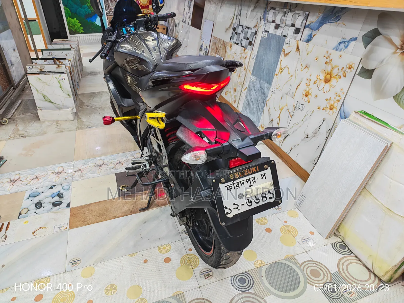 Suzuki Gixxer SF FI 2022 Gray