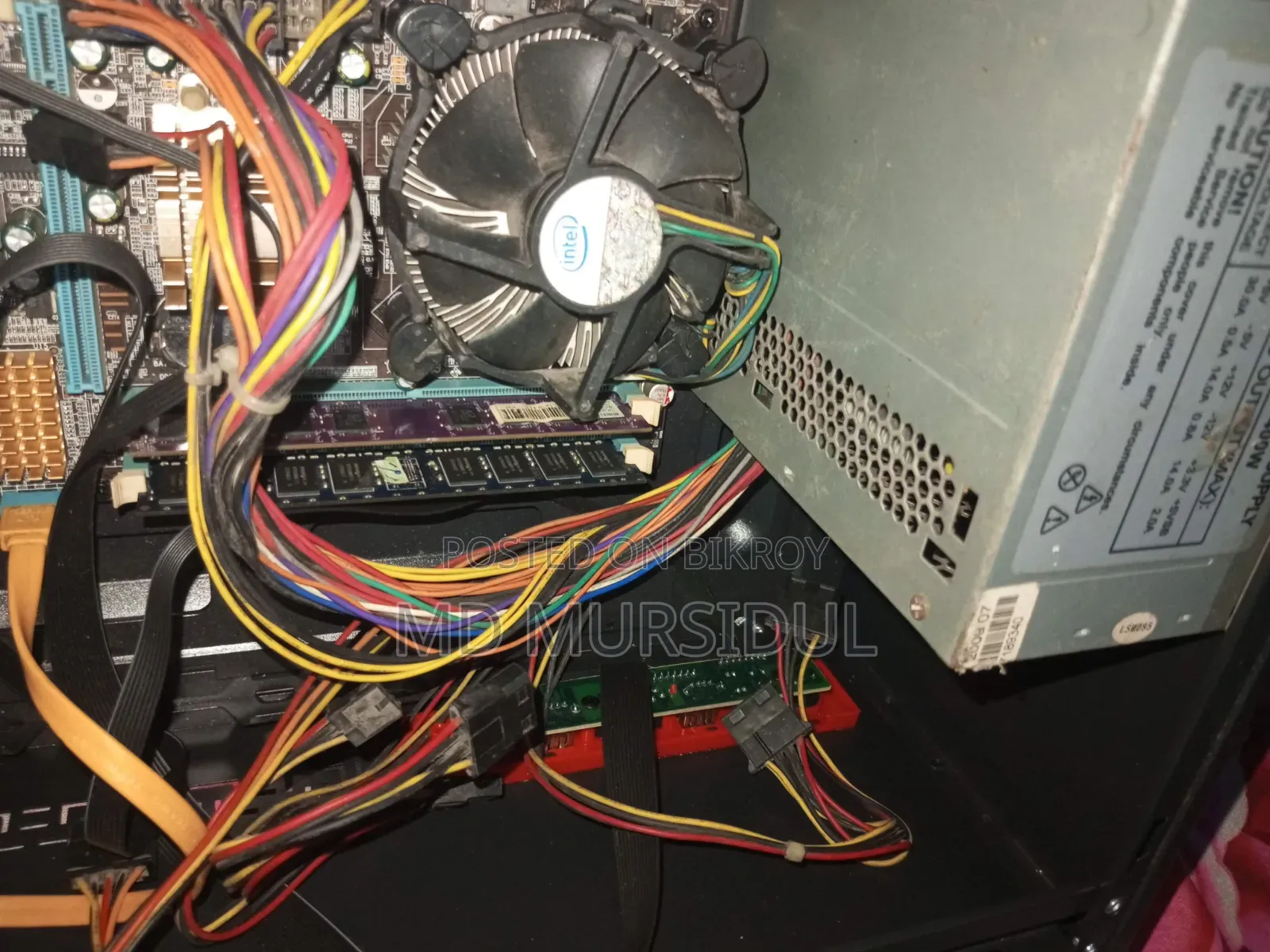 Gigabyte GA-H110MSTX-HD3-ZK 4GB Intel Core 2 Duo SSD 320GB