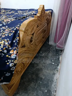 Teak Wood Bed
