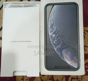 Apple XR 128 GB Black