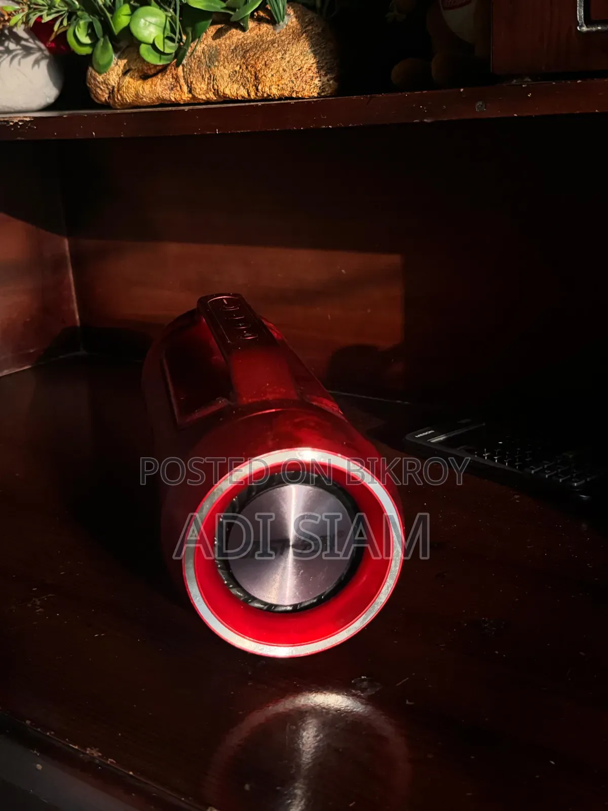 Sast Speaker