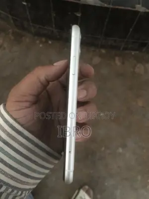 Apple iPhone 11 128 GB White