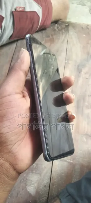 Vivo V19 128 GB Black