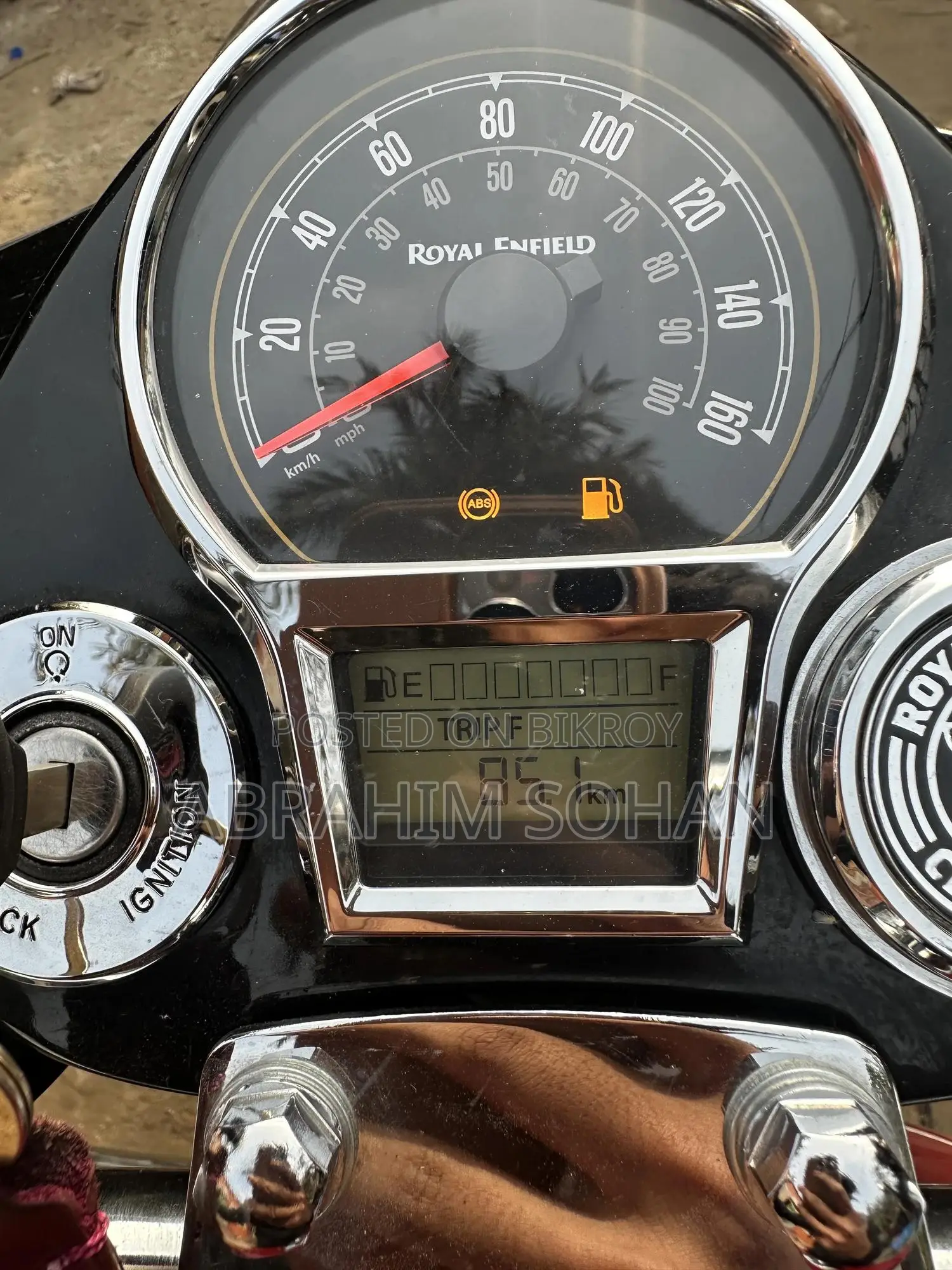 Royal Enfield Classic 350 2024 Red