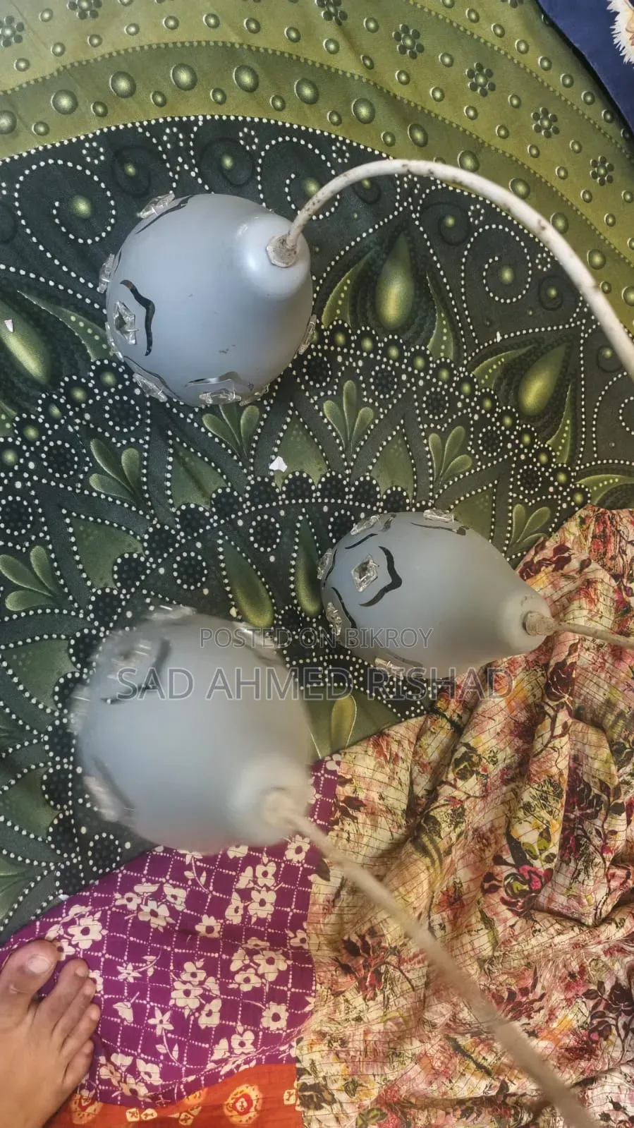 Urgent Sale: Stylish Hanging Pendant Light Set (3 Pieces)