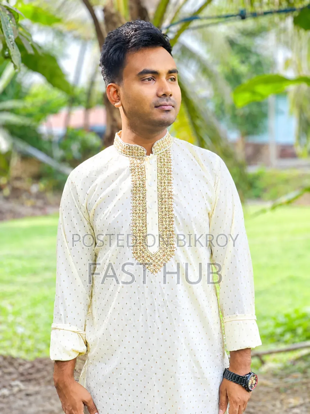 জরুরি চাকরি প্রয়োজন
