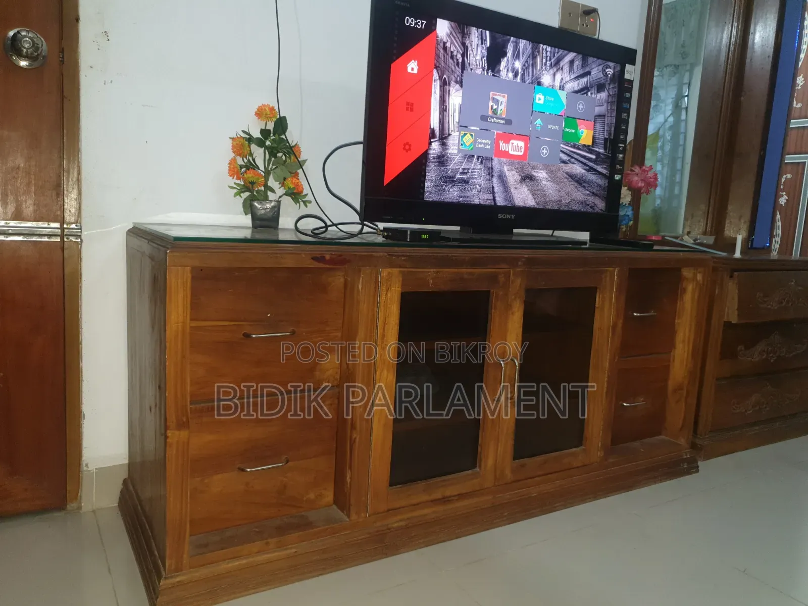 TV Trolley, Chittagong Teak