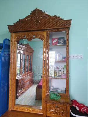 Road Series Card Dressing Table