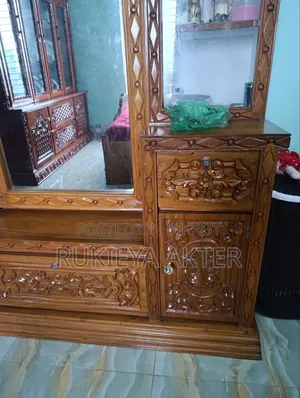 Road Series Card Dressing Table